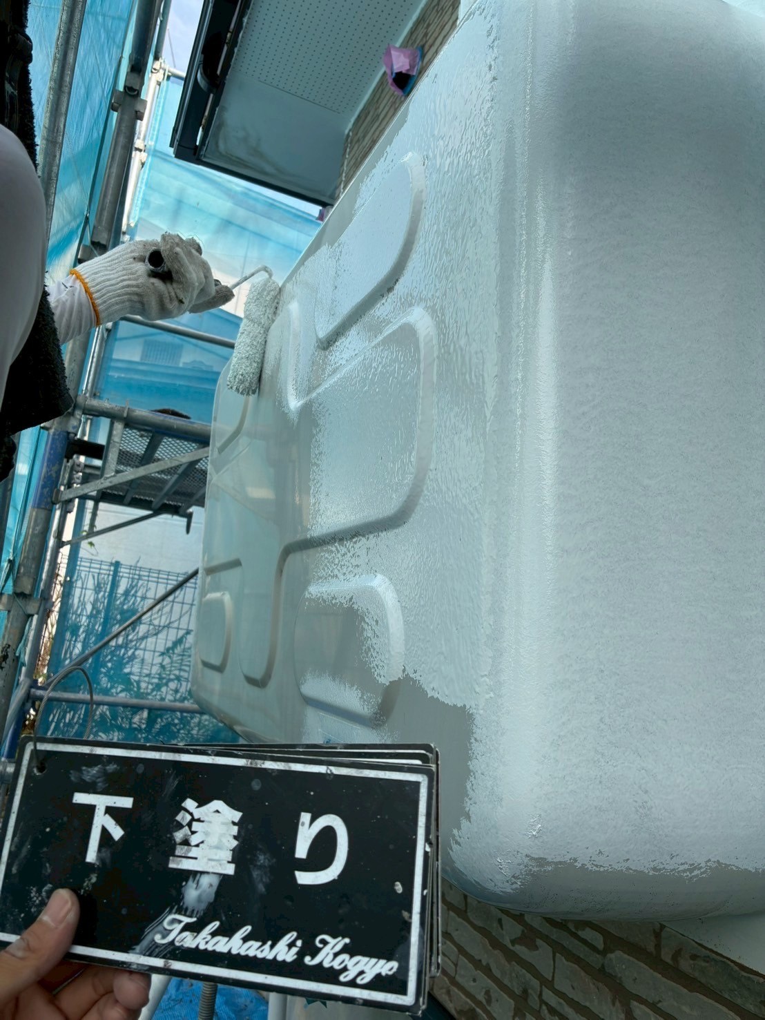 ホームタンク下塗り作業(ケレン済)