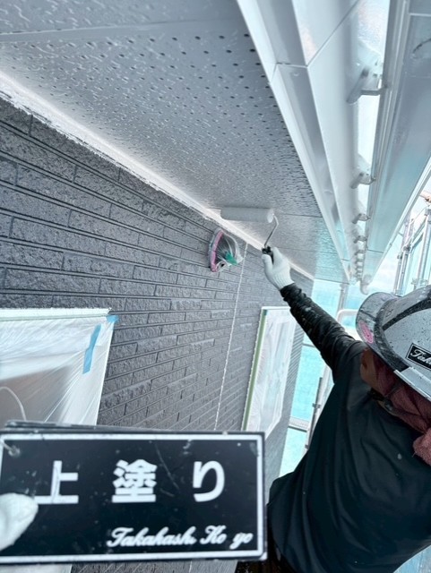 軒天上塗り作業(ND370)