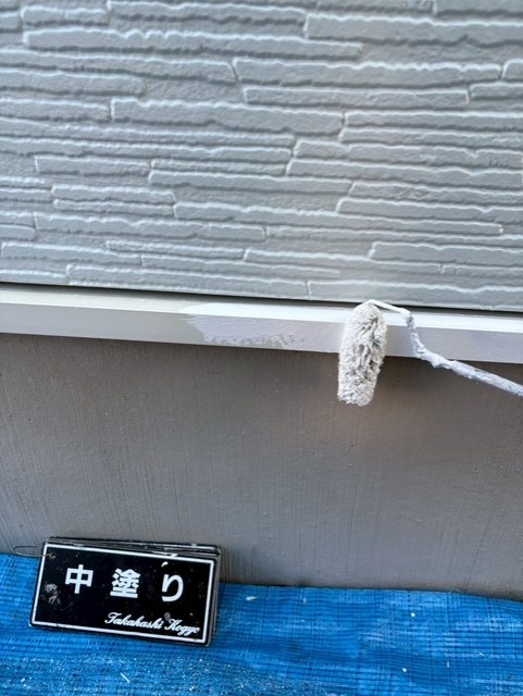 土台水切り中塗り作業(ND370)