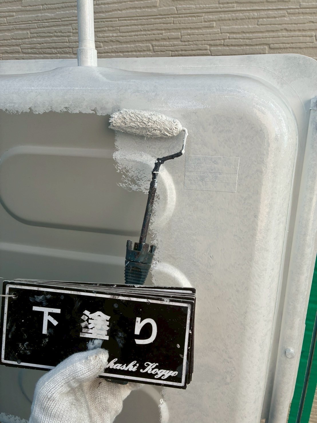 ホームタンク下塗り作業(錆止)