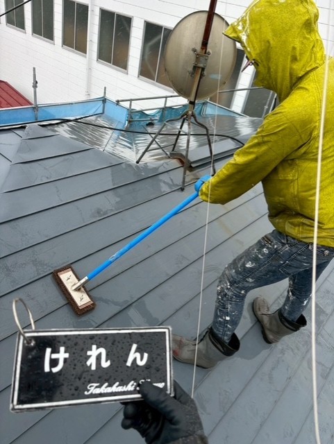 屋根ケレン作業