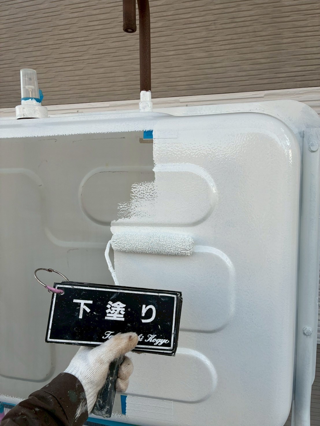 ホームタンク下塗り作業(錆止)