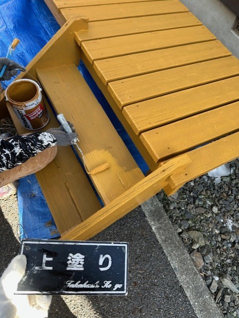 木部上塗り作業