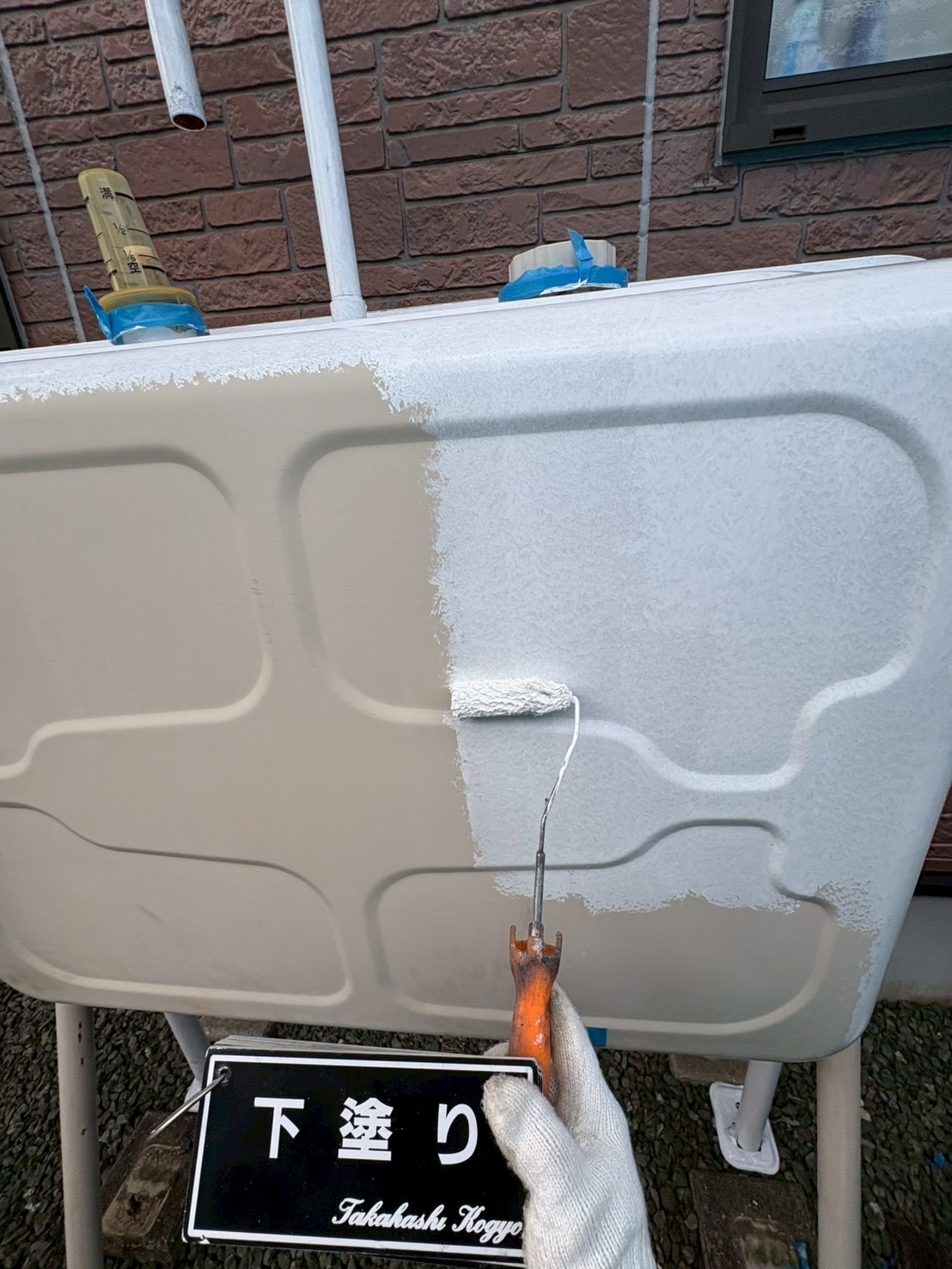 ホームタンク下塗り作業