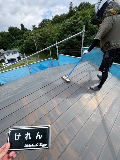 屋根ケレン作業