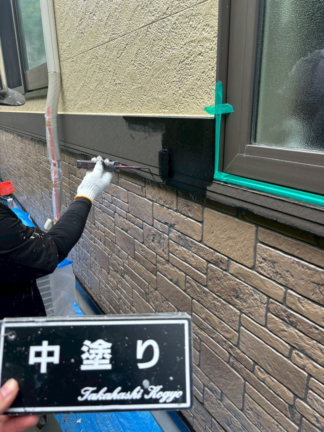 帯板中塗り作業