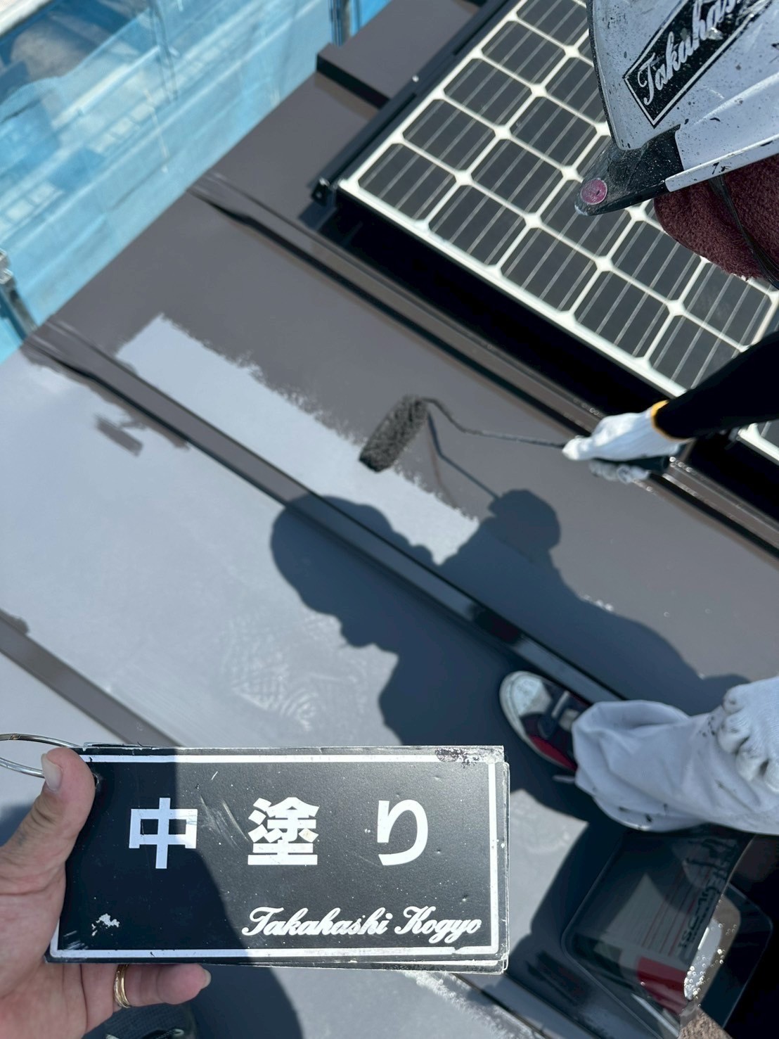 屋根中塗り作業
